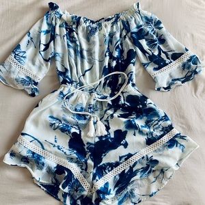 Off the shoulder beachy romper!